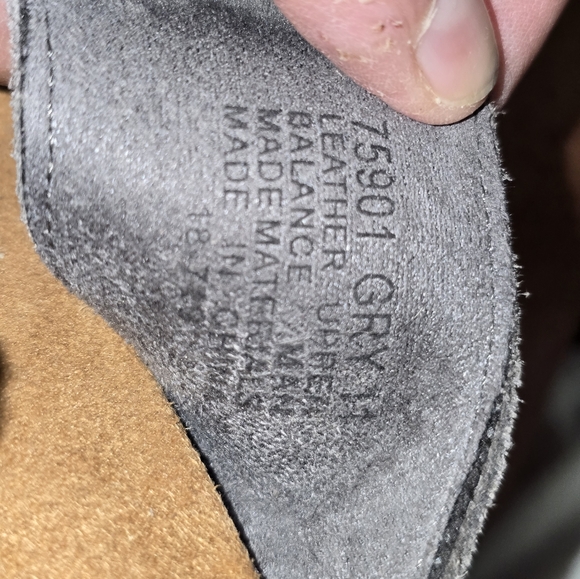 Minnetonka Becka Suede Wedge Platform Toe Loop Sandals Gray Leather Womens Sz 11 - Picture 2 of 8